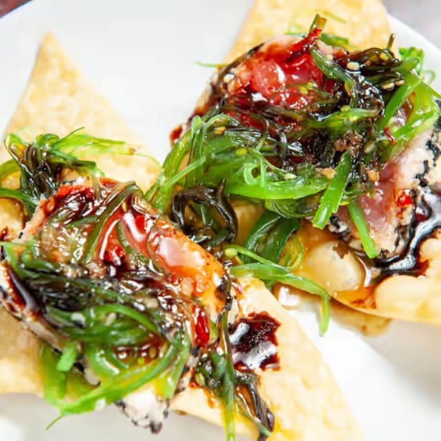 Ahi Nachos.