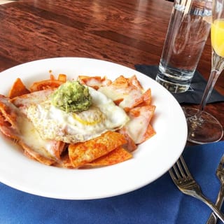 Chilaquiles (Brunch)