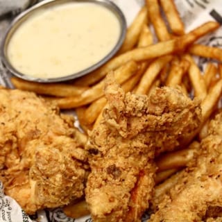 Kid's Chicken Strips (Dinner)